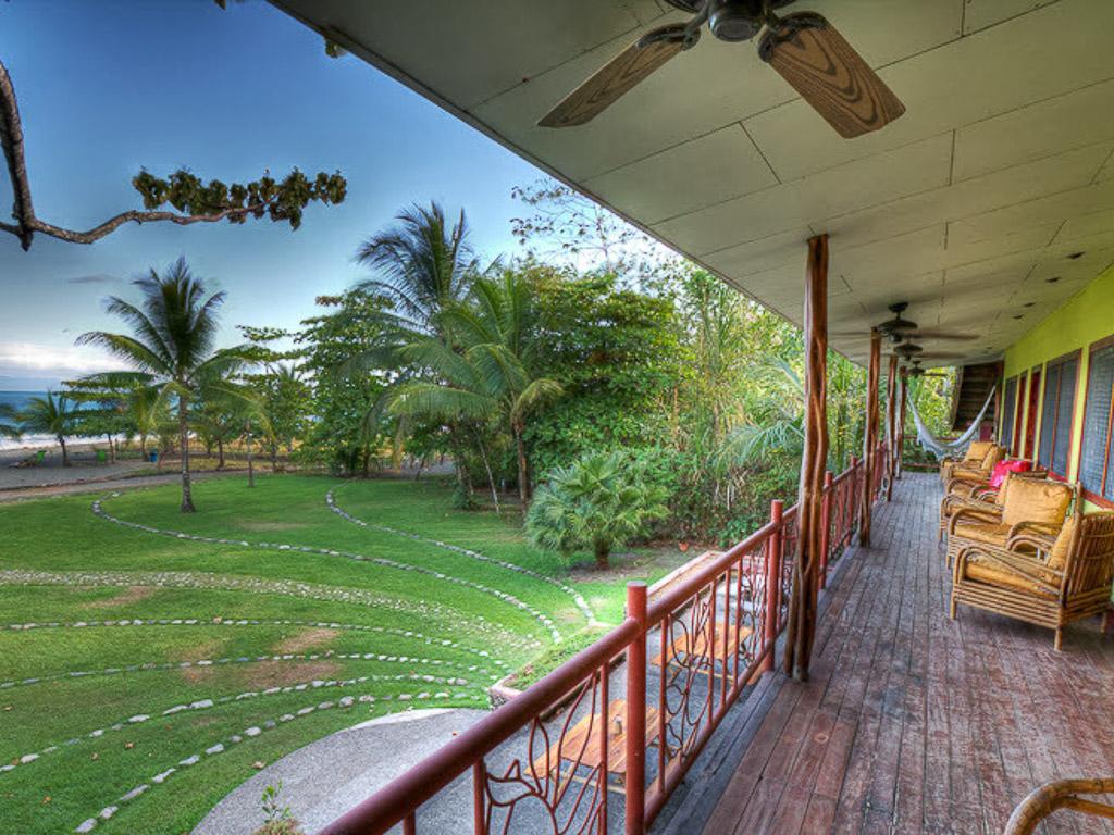 Iguana Lodge Beach Resort Puerto Jiménez Exteriör bild